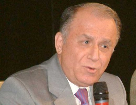 Iliescu critică preşedintele CSM